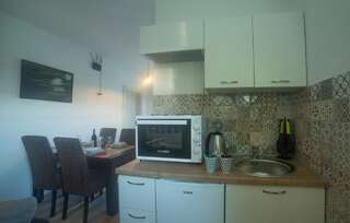 Апартаменты Apartments Miona Вирпазар Апартаменты с видом на горы-9